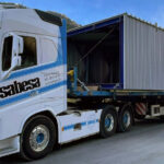 VOLVO FH5 Globetrotter 6x4 avec remorque plateau 3 essieux