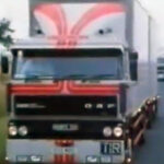 DAF 3300 6x2 combiné porteur et remorque fourgon