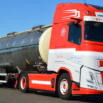VOLVO FH Aero Globetrotter 4X2 avec citerne 3 essieux