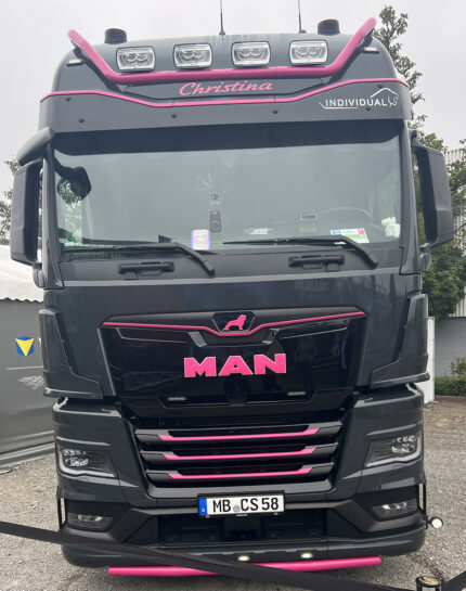 MAN TGX GX 4x2 avec remorque bachée 3 essieux – Image 3