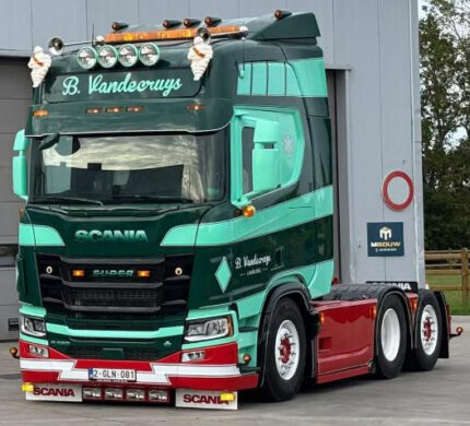 SCANIA R Highline 6x2 – Image 3