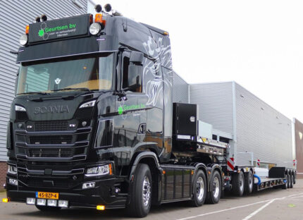SCANIA S Highline 6x4 avec remorque porte-engins 2+4 essieux – Image 3