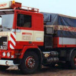 VOLVO F12 6x4 avec ballast bachée 6x4