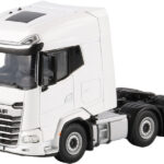 DAF XG+ 6x2 blanc
