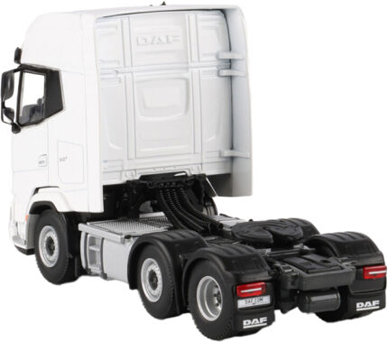 DAF XG+ 6x2 blanc – Image 4