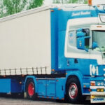 SCANIA Serie 4 Topline 4x2 avec remorque bachée 3 essieux