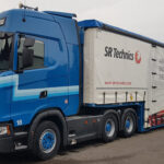 SCANIA S Highline 6x2 avec remorque porte-engins bachée 2 essieux