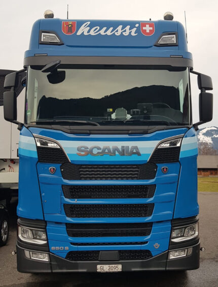 SCANIA S Highline 6x2 avec remorque porte-engins bachée 2 essieux – Image 3