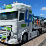 DAF XG+ 4x2 avec remorque porte-engins 3 essieux