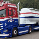 SCANIA S Normal 4x2 avec citerne à ciment 3 essieux