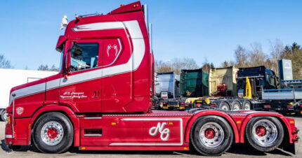 SCANIA Tuft R Highline 6x2 – Image 3