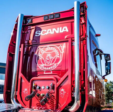 SCANIA Tuft R Highline 6x2 – Image 5