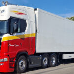SCANIA S Highline 6x2 avec remorque frigo 3 essieux