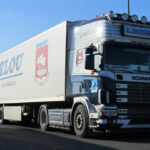 SCANIA Serie 4 Topline 4x2 avec remorque frigo 3 essieux