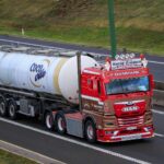 MAN TGX 6x2 avec citerne 3 essieux
